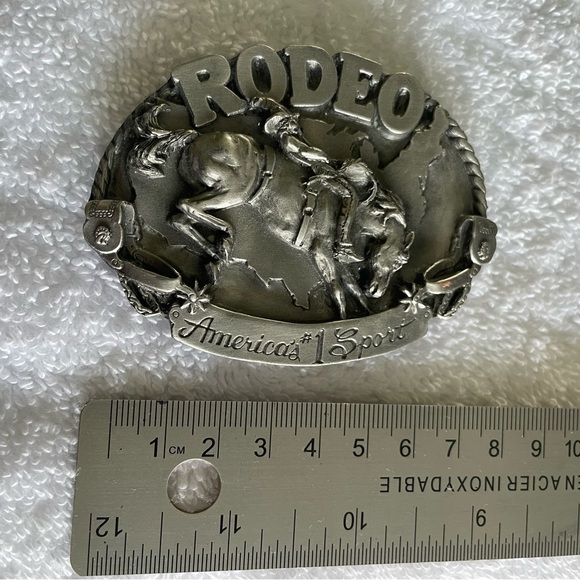 Vintage 1983 Rodeo Pewter Belt Buckle - Picture 3 of 3